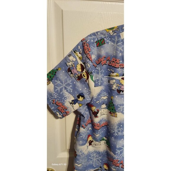 Peanuts Nurses Scrub Top Women Snoopy Charlie Brown Christmas Size M - Picture 2 of 7